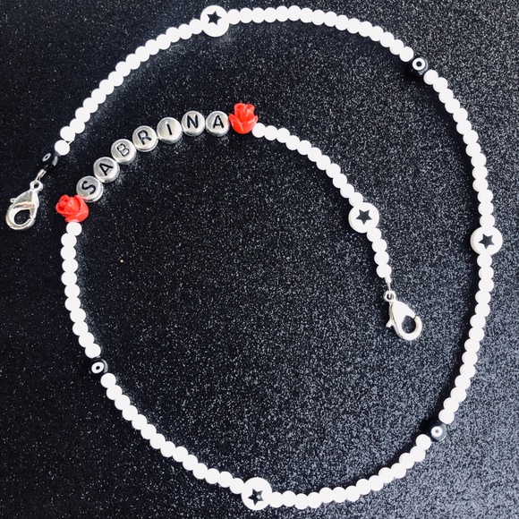 Mask Chain - Picture 1 of 2